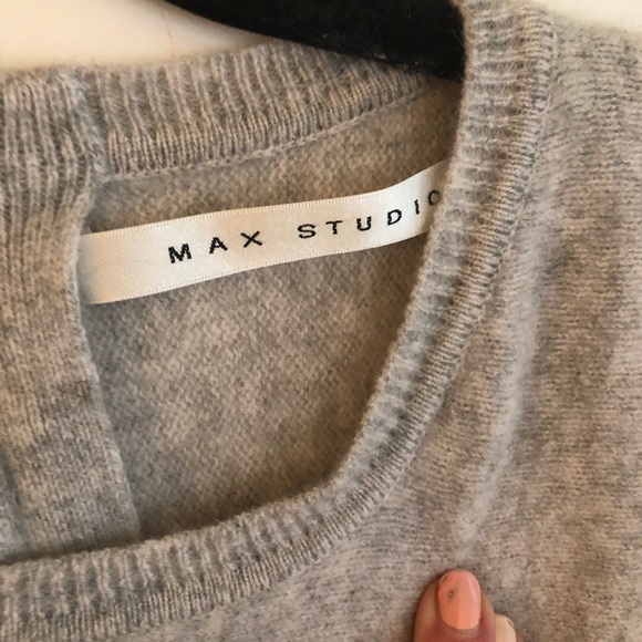 Max Studio 100% Cashmere Sweater - Picture 2 of 7
